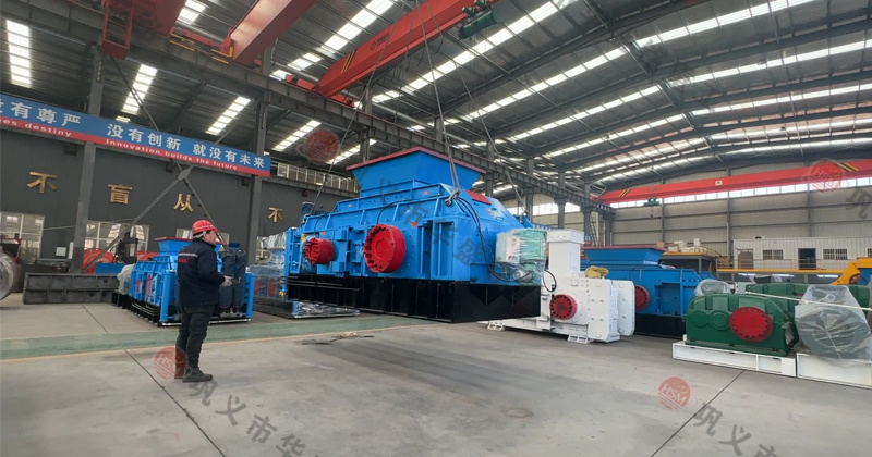 對(duì)輥制砂機(jī) 對(duì)輥制砂機(jī)